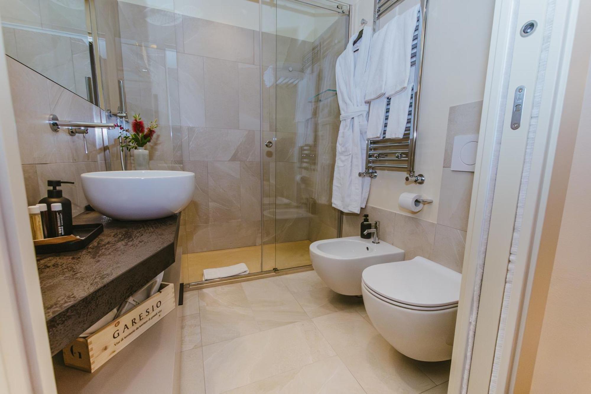 Garesio Wine Resort Serralunga d'Alba Ngoại thất bức ảnh